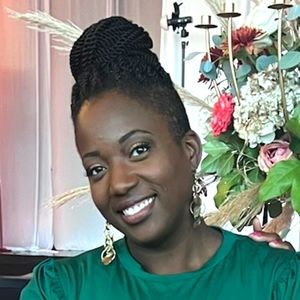 Meet your Posher, Kristalyn